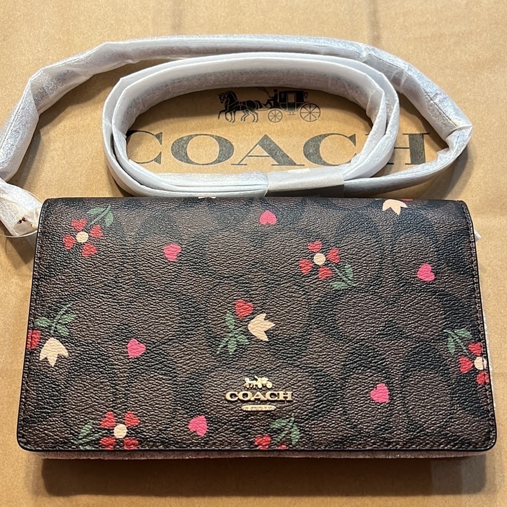 Coach Anna Foldover Clutch Crossbody In Signature Canvas W/Heart Petal Print - Picture 11 of 13